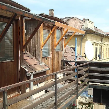 Belvarosi Bungalo Apartment